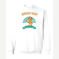 Hump Day – Made It to the Middle — Crewneck Sweatshirt / White